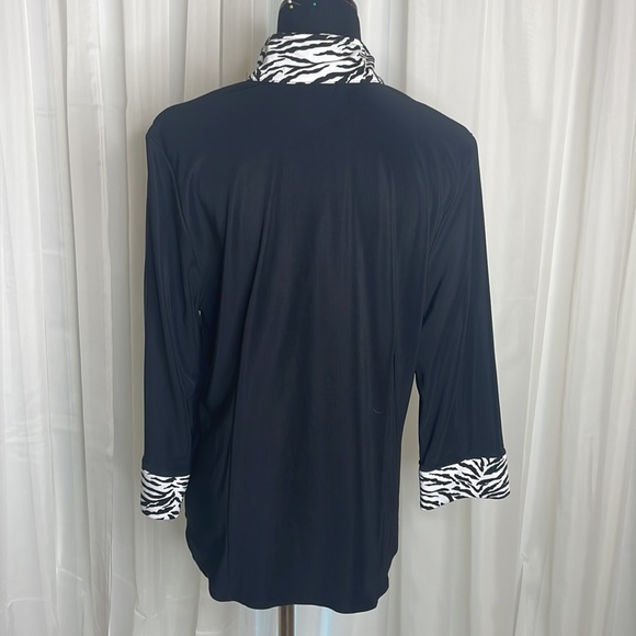Black with zebra stripe collar & sleeve end, by Creative Design Works, size L - Picture 4 of 5